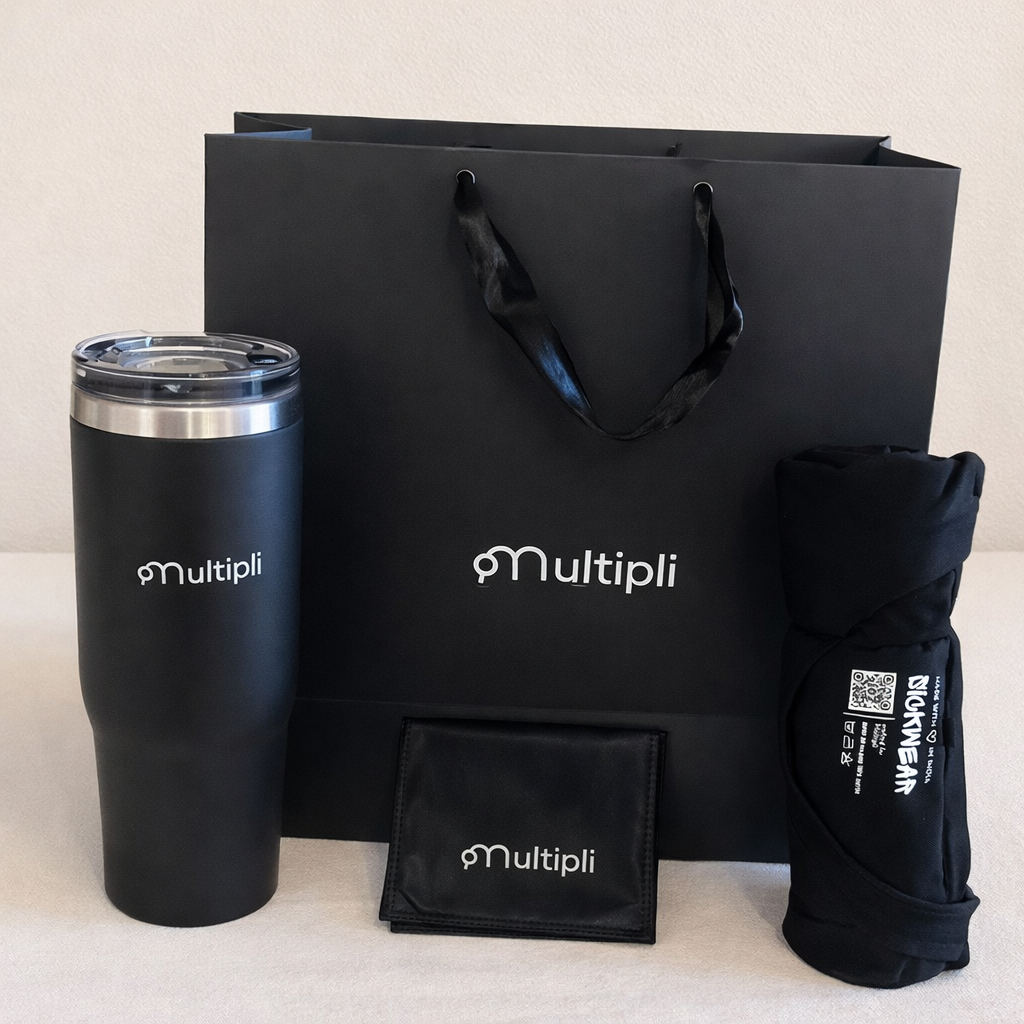 Multipli branded black merch set